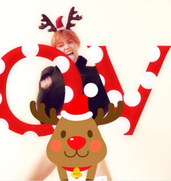 Miley Cyrus, love magazine Miley Cyrus, love magazine